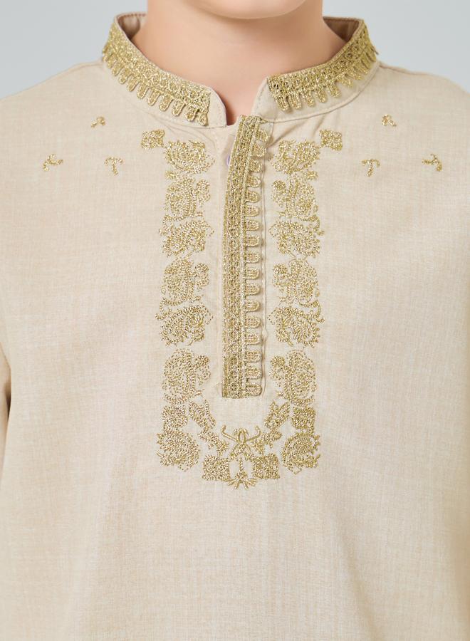 ستايلي مجموعة من كورتا مطرزة مع بنطال - Image 2